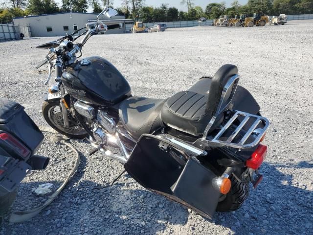 2001 Honda VF750 C