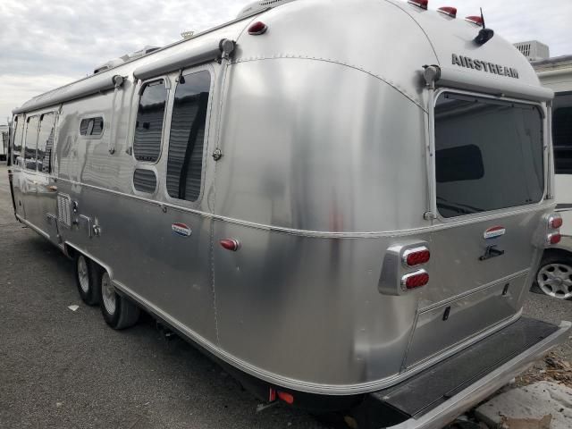 2017 Airstream M-30 Serenity