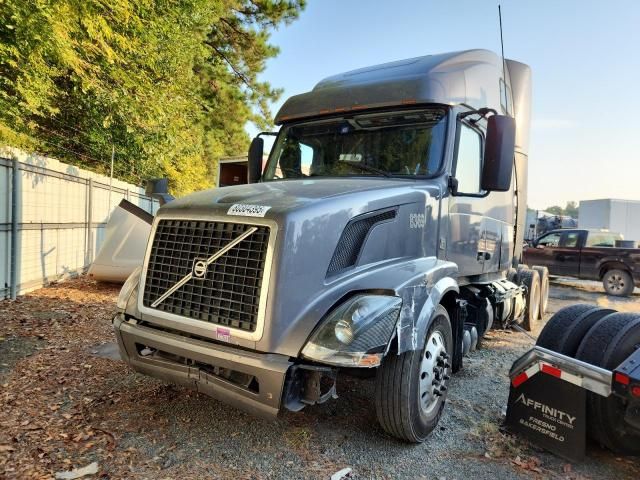 2016 Volvo VNL Semi Truck