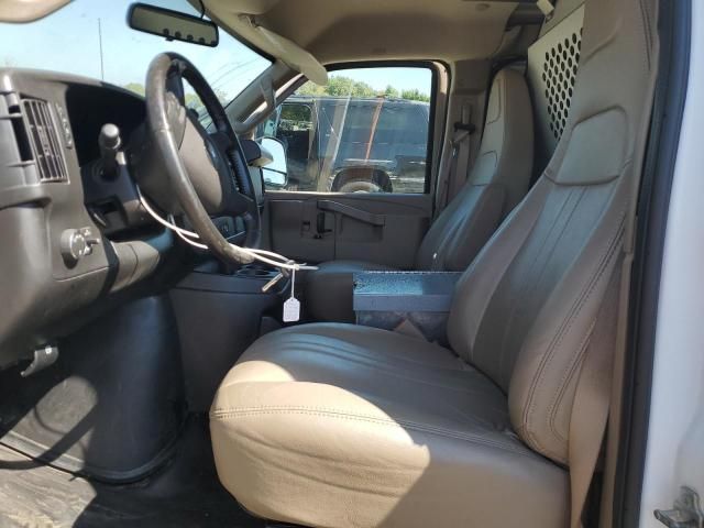 2023 GMC Savana G2500