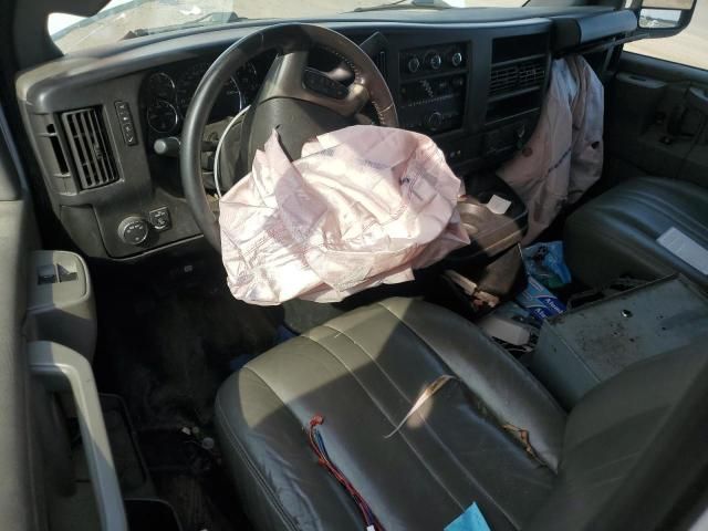 2017 Chevrolet Express G2500