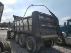 2013 Kenworth T800 Dump Truck