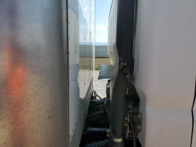 2007 Sterling Mitsubishi Chassis COE 40