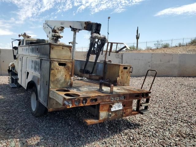 2003 International 4000 4200 LP