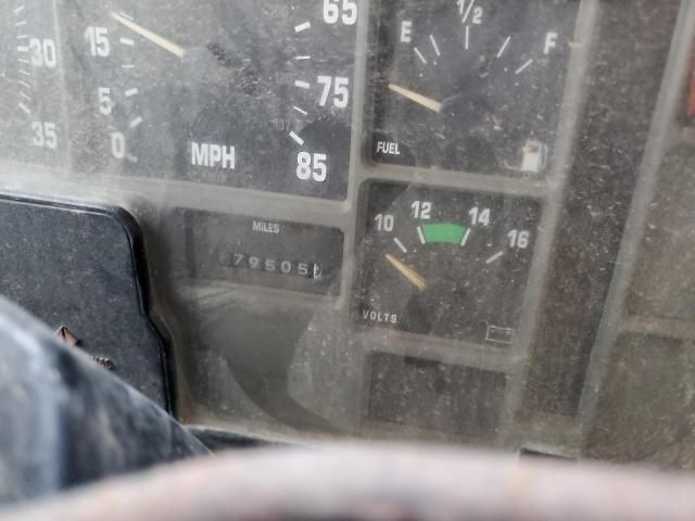 1997 International 2674 Dump Truck