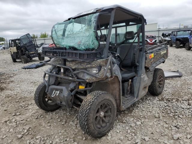 2017 Can-Am 2017 CAM AM Defender 800-Utility Vehicle
