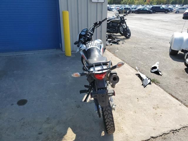 2024 Honda XR150L E