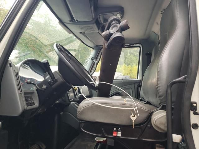 2005 International 4000 4300