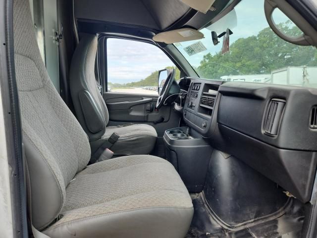 2014 GMC Savana Commercial CU