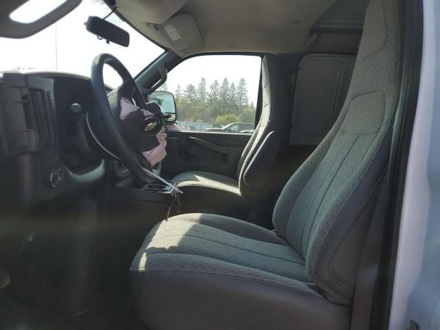 2025 Chevrolet Express G2500