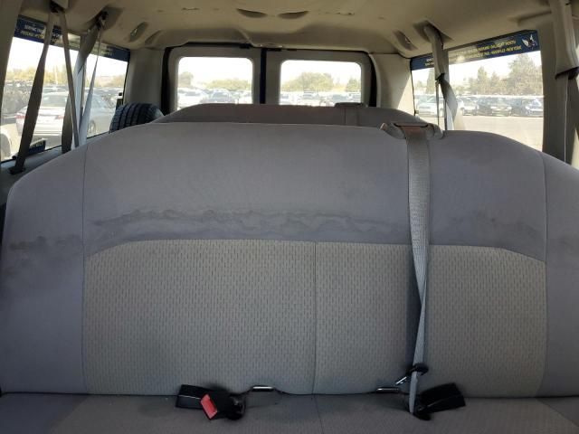 2014 Ford Econoline E350 Super Duty Wagon