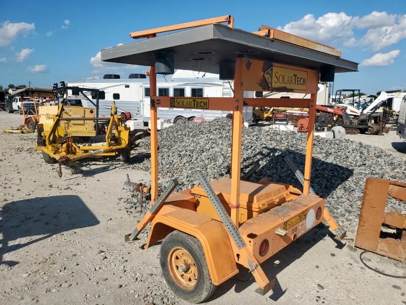 2005 Solar Tech Silent Sentinel Arrow Board Trailer