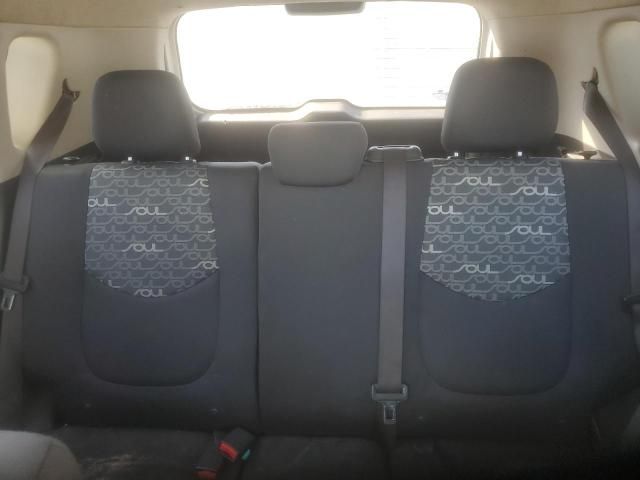 2011 KIA Soul +