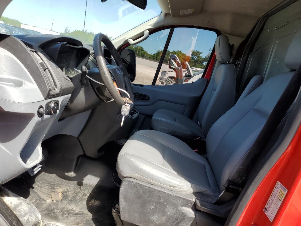 2018 Ford Transit T-250