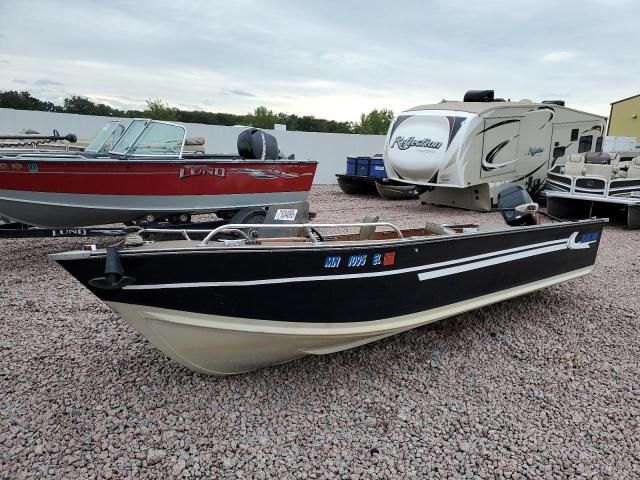 1982 Bluewater Yachts Boat