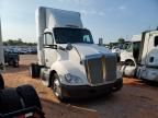 2017 Kenworth T680 Semi Truck