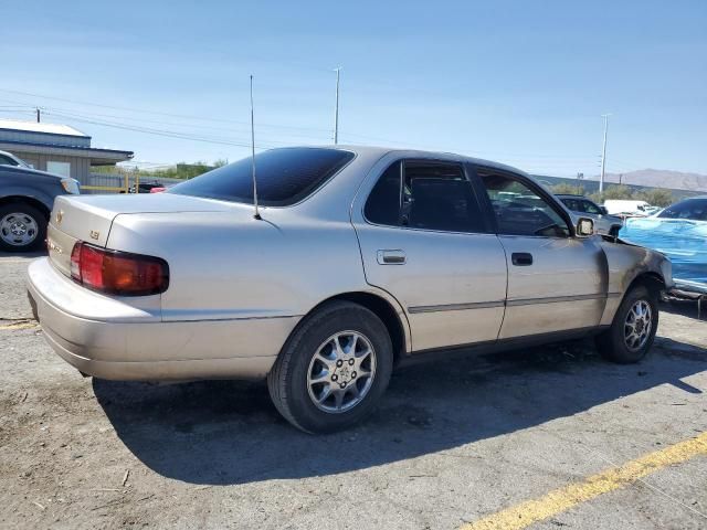 1995 Toyota Camry LE
