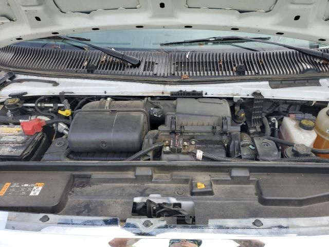 2024 Ford Econoline E450 Super Duty Cutaway Van