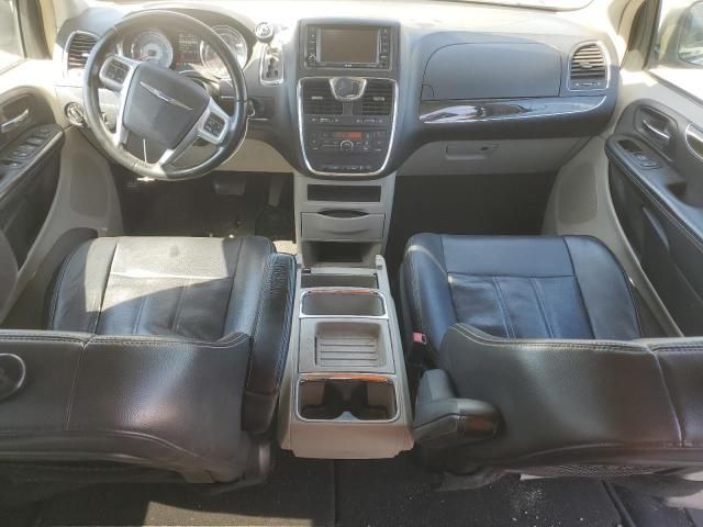 2012 Chrysler Town & Country Touring