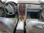 2002 Mercedes-Benz E 320