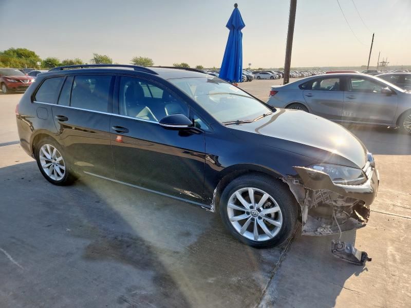 2016 Volkswagen Golf Sportwagen S