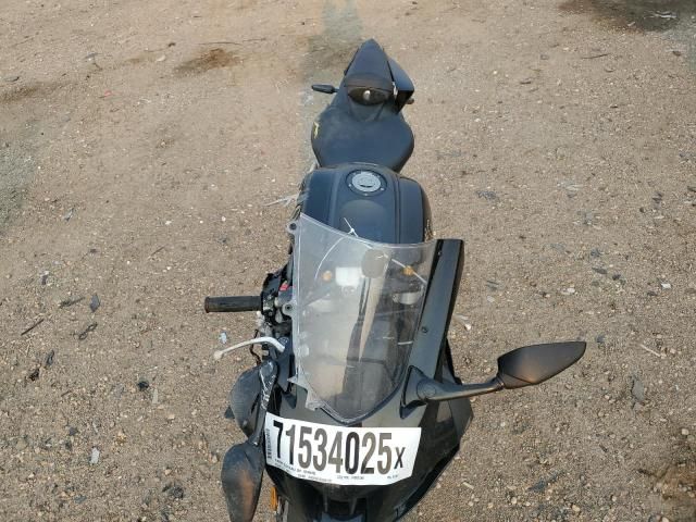 2024 Yamaha YZFR7