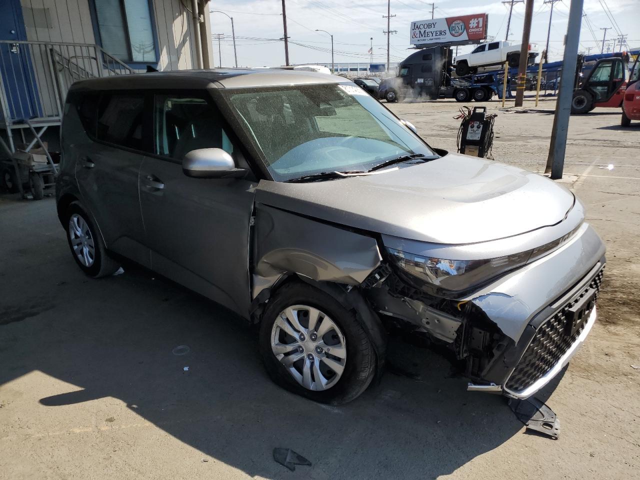 2024 KIA Soul lx