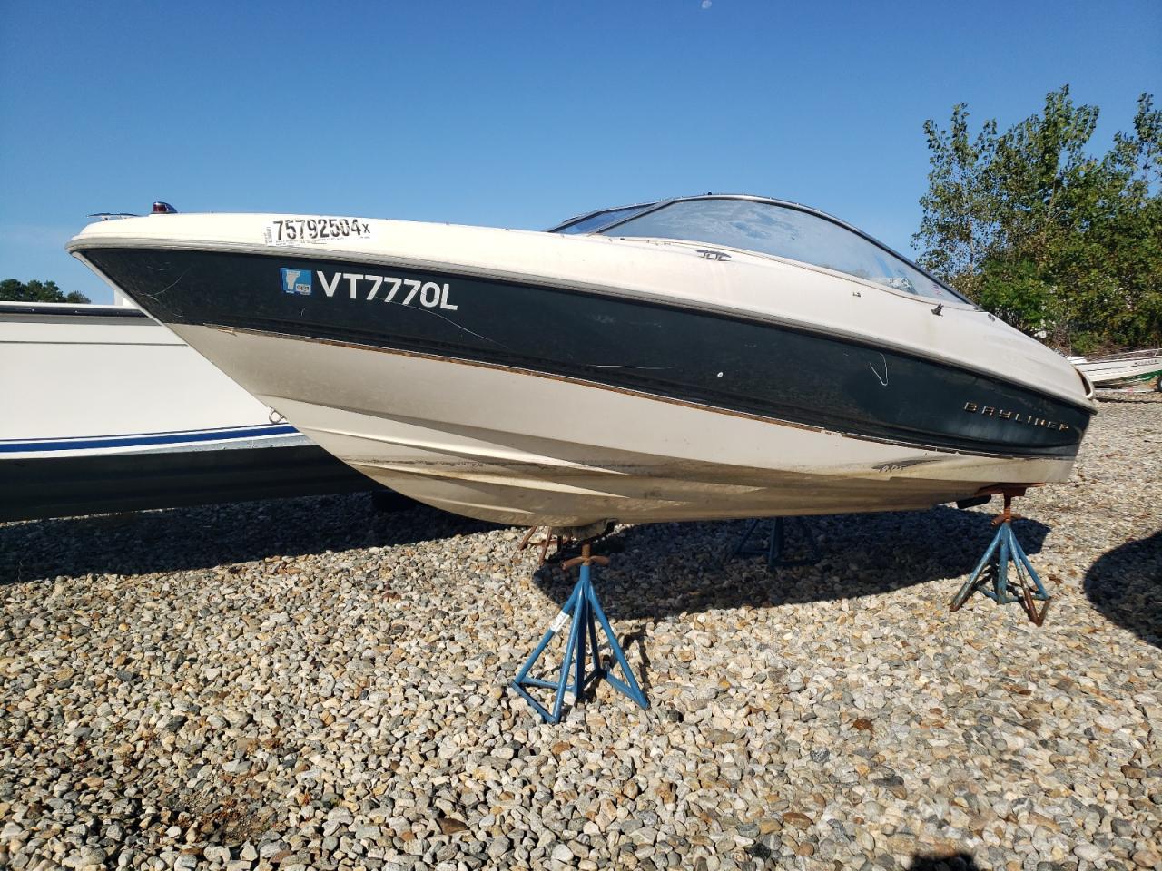 1998 Bayliner Boat