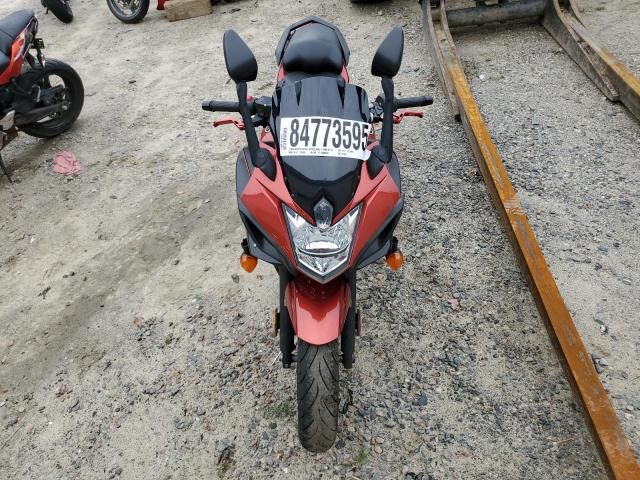 2011 Yamaha FZ6 R