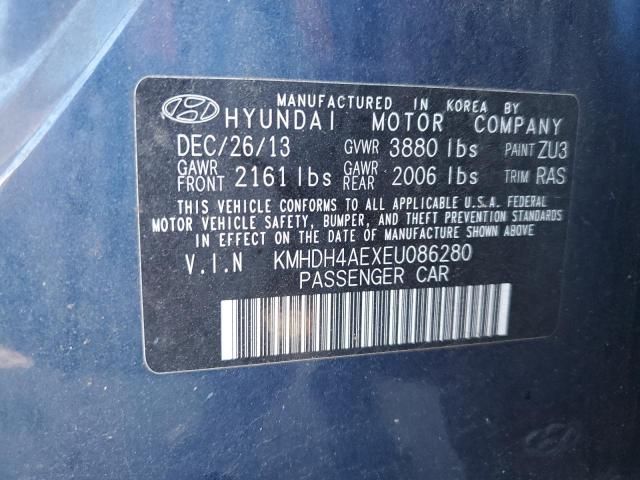 2014 Hyundai Elantra SE