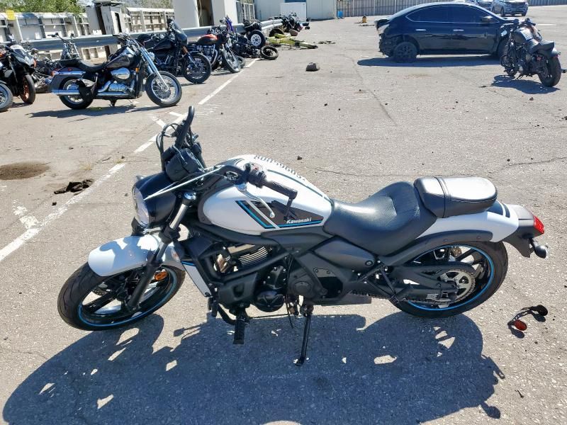 2021 Kawasaki EN650 C