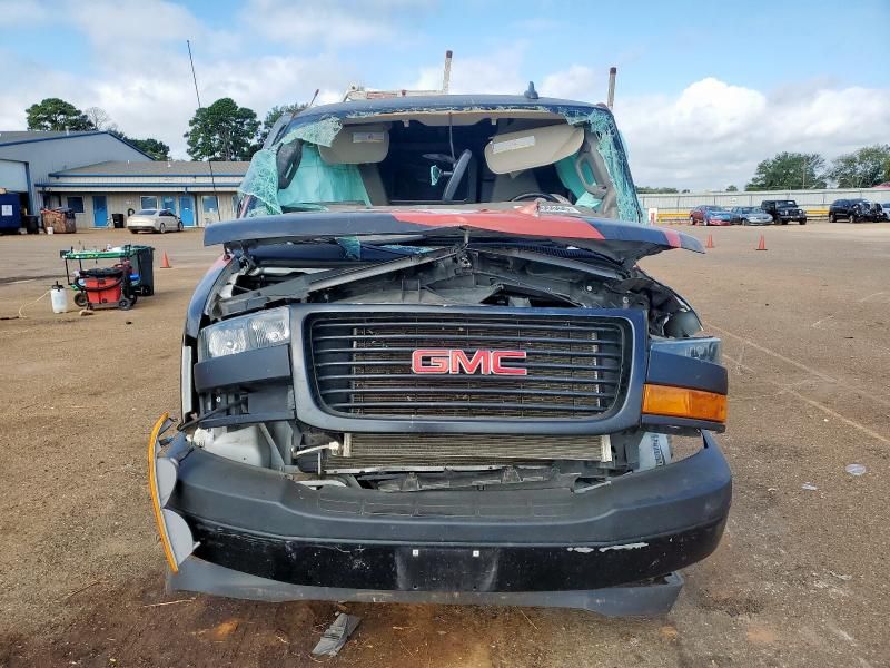 2023 GMC Savana G2500