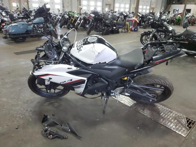 2017 Yamaha YZFR3 A