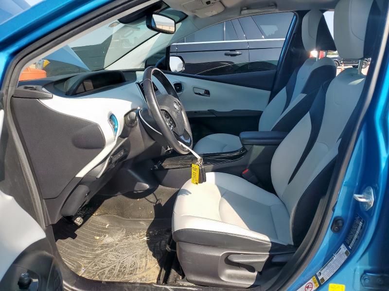 2020 Toyota Prius LE