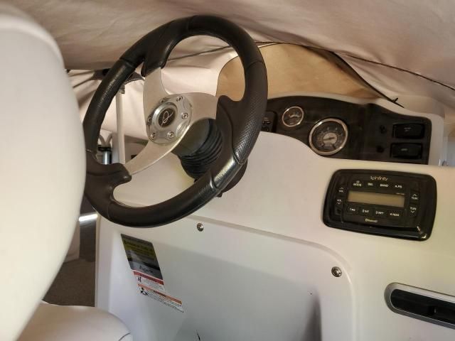 2014 Apex Qwest LS 816-Boat
