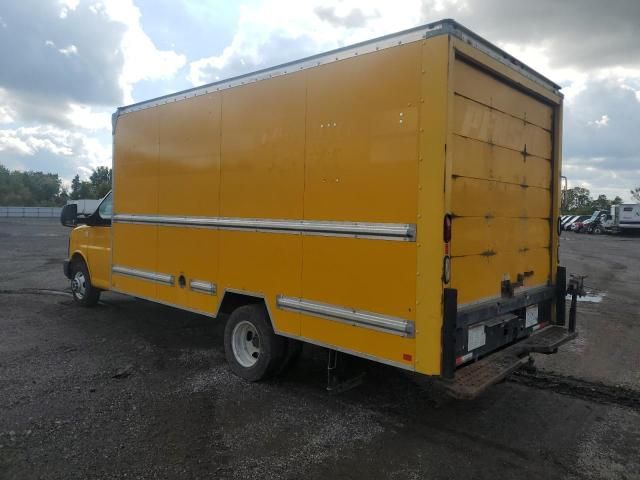 2014 GMC Savana Cutaway G3500