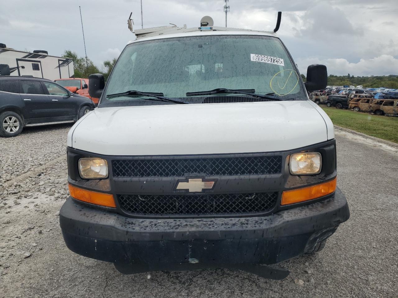 2013 Chev Express G2500