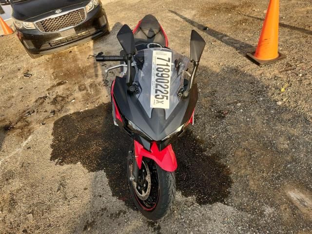 2025 Kawasaki EX500