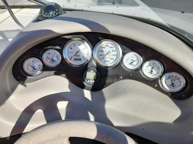 2004 Stingray Boat