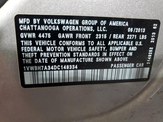 2013 Volkswagen Passat SE