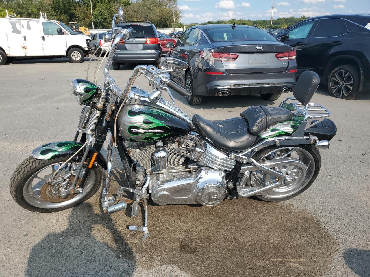 2009 Harley-Davidson FXSTSSE3
