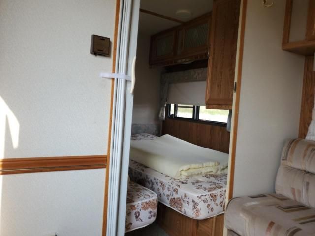 1990 Mallard 8X15FT-Camper