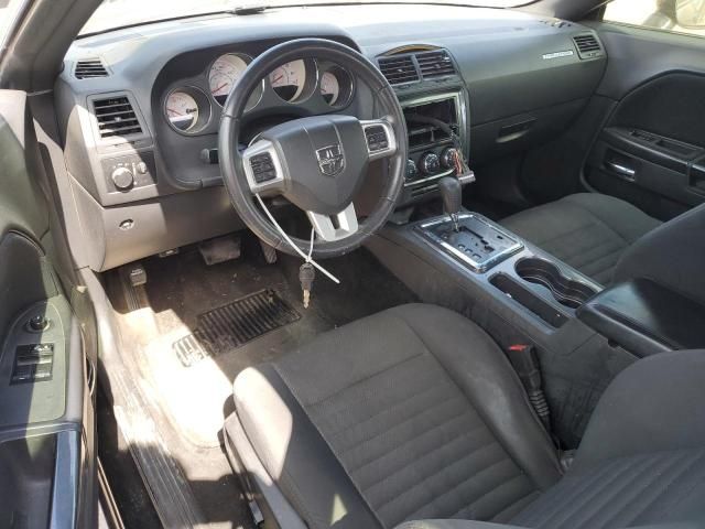 2014 Dodge Challenger sxt