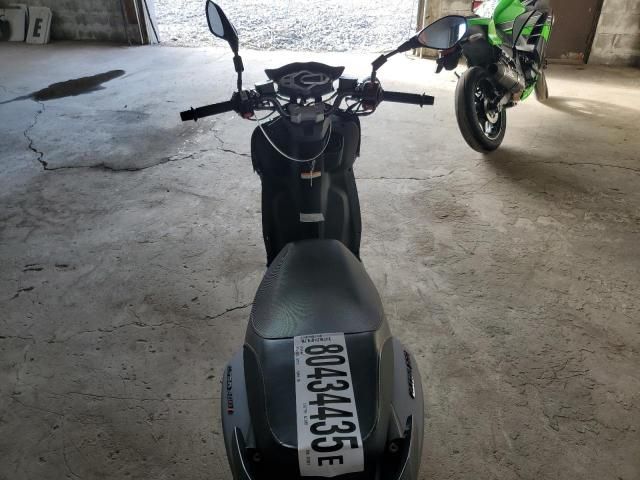 2016 SYM Fiddle III 200I