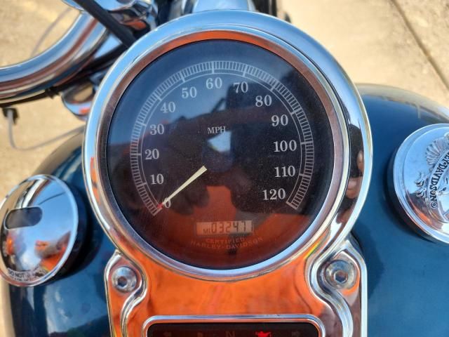 2004 Harley-Davidson Fxdwg