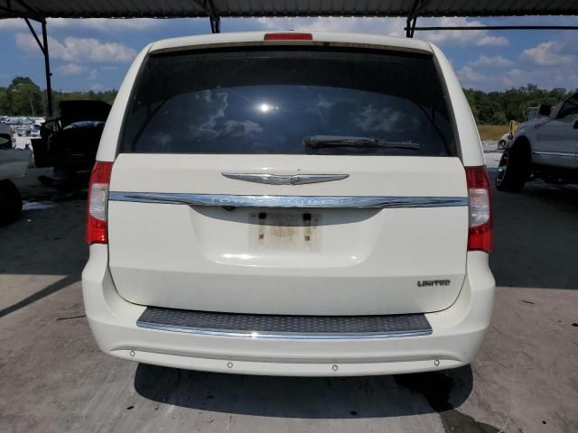 2011 Chrysler Town & Country Limited
