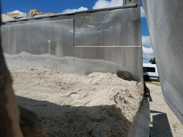 2005 East Manufacturing END Dump Trailer