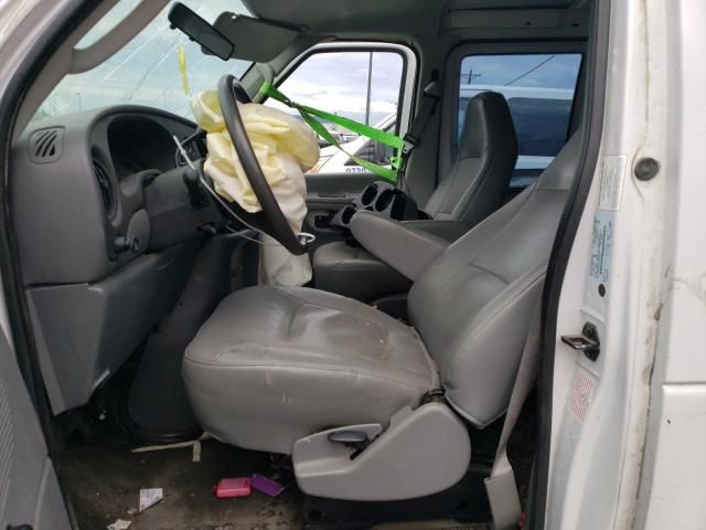 2003 Ford Econoline E250 Van