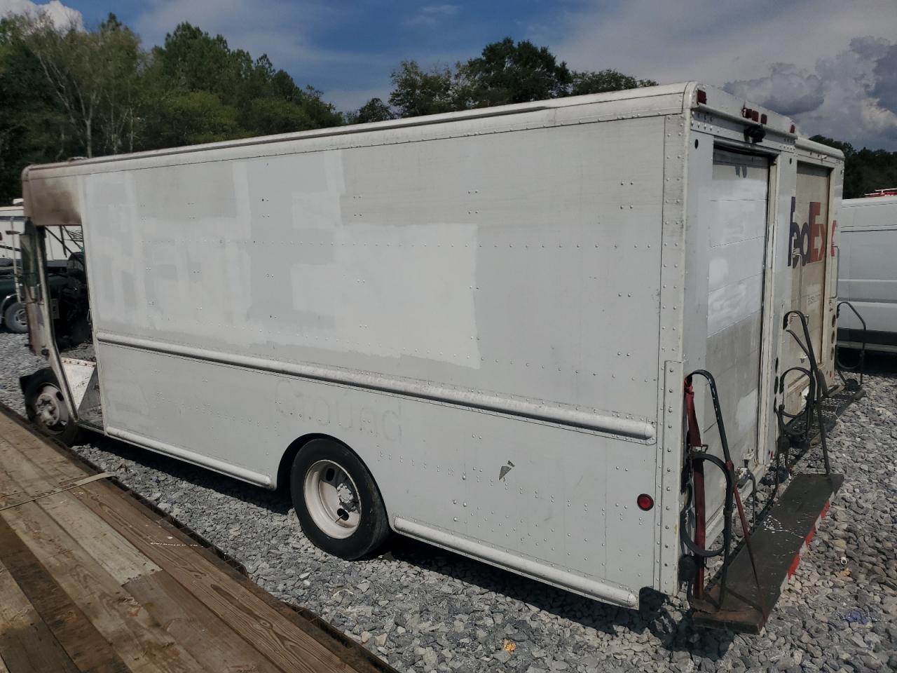 2001 International 1652-SC Delivery Van