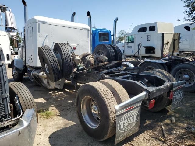 2005 Peterbilt 379 Semi Truck